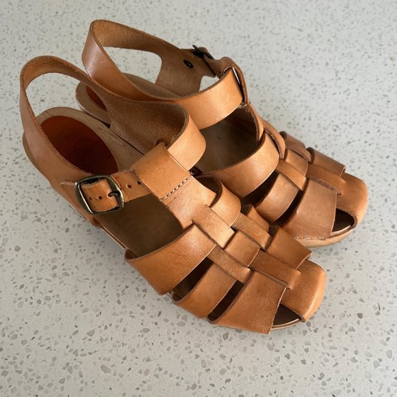 Kavat (Swedish) Clogs - Picture 1 of 10